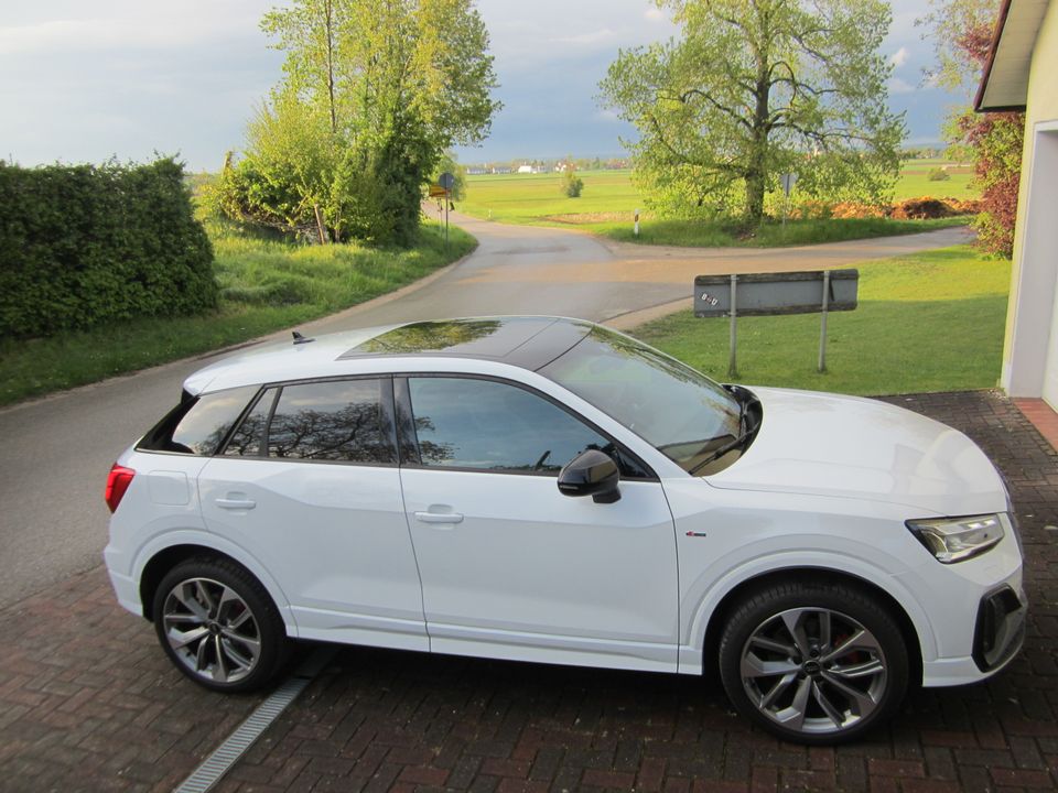 Q2 2,0TDI 150PS S-tronic_2xS-line_MATRIX_19 Zoll_VC_Pano_ ACC_5jG in Karlskron