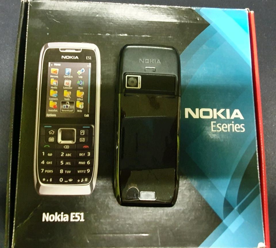 Nokia E51 in einem Neu Zustand mit OVP in Berlin