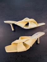 Sommersandalette mit Absatz Zara Nordrhein-Westfalen - Grevenbroich Vorschau