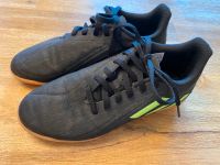 Kinder Hallen Fußballschuhe Schuhe Gr. 35 Adidas Hessen - Bruchköbel Vorschau