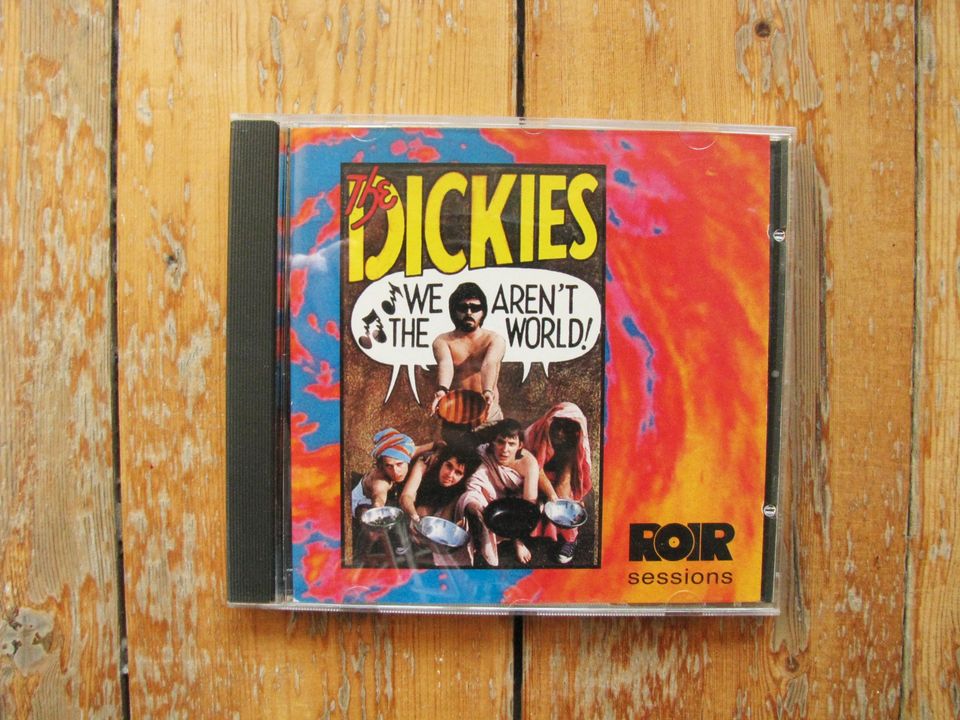 The Dickies – We Aren't The World! / Ramones / Toy Dolls in Hamburg