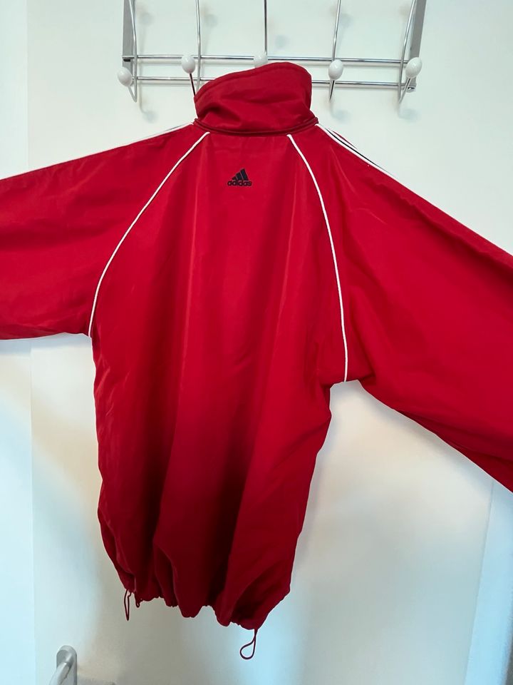 Adidas Trainingsjacke aus den 90ern in München