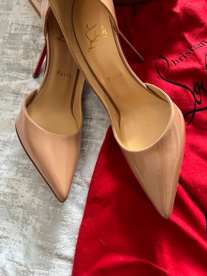 Louboutin Iriza in Essen