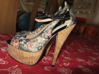 Plateau High Heels Pumps Floral Muster Riemchen 38 Mitte - Wedding Vorschau