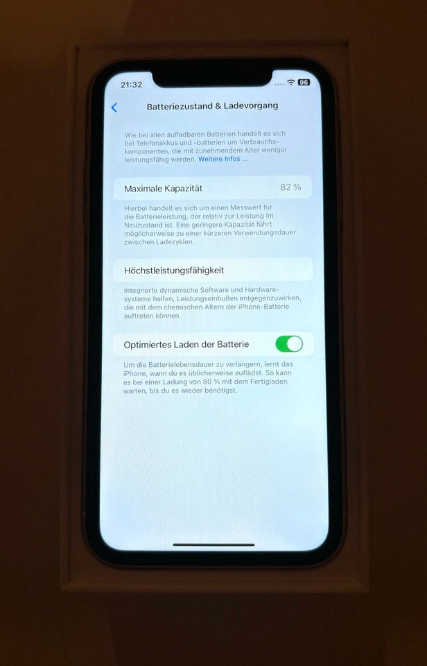 iPhone 11 64 GB - Top Zustand! in Lüneburg