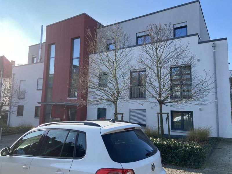 Neuwertige Penthousewohnung in bester Lage Saarbrücken, Rotenbühl in Saarbrücken