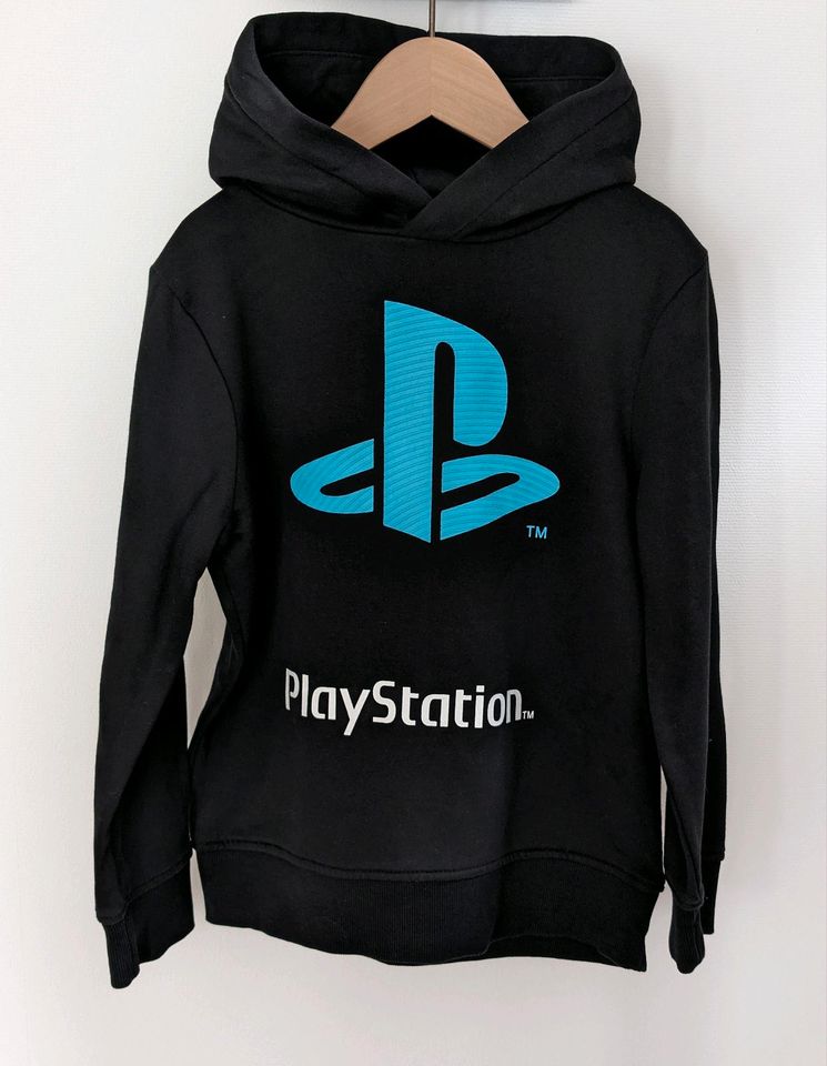 PlayStation Sweatshirt Gr. 134 140 C&A schwarz in Salzkotten