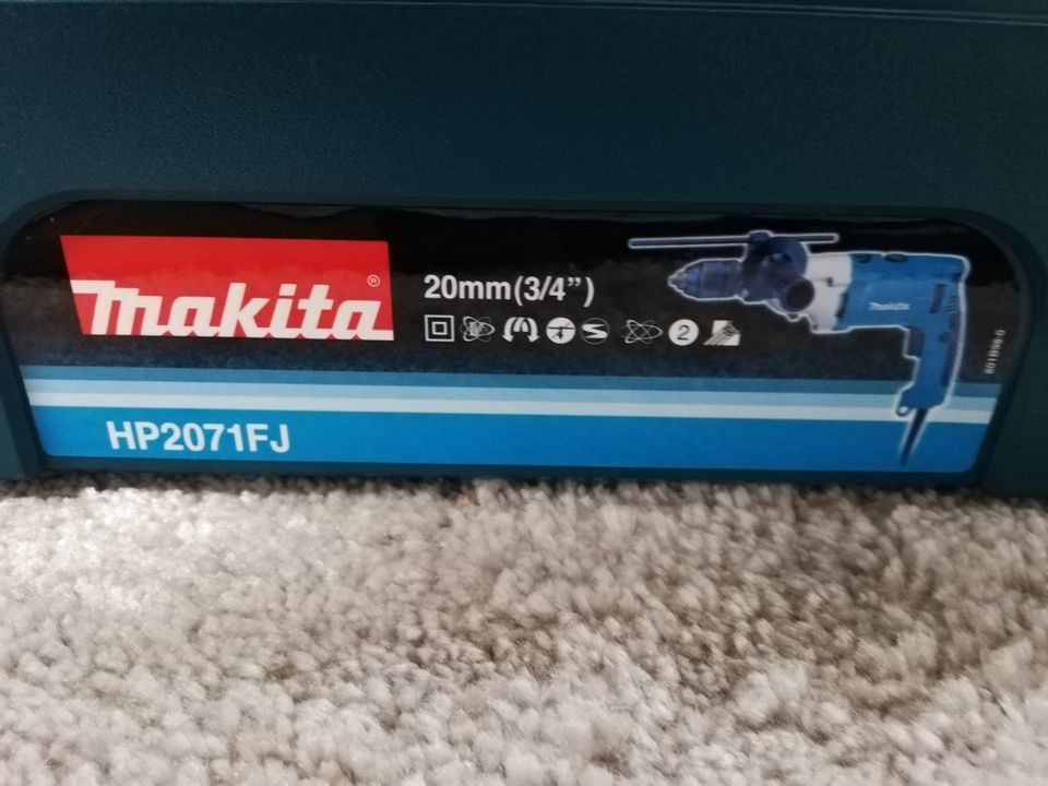 Makita Schlagbohrmaschine HP2071FJ **B-Ware** in Wittibreut