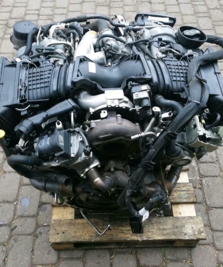 MOTOR MERCEDES 642852  642.852 E350 CDI CLS 265PS komplett in Dippoldiswalde