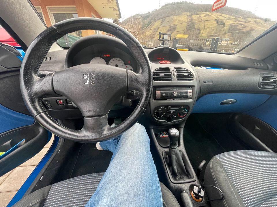 Peugeot 206cc in Fell