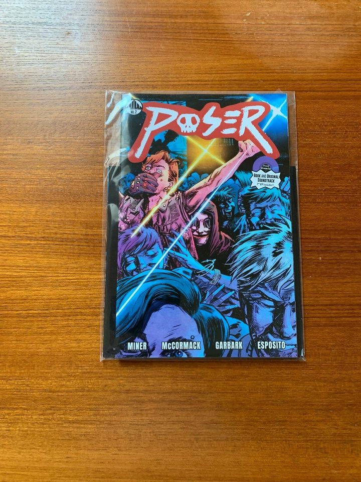 Poser No. 2 (Waxwork Comic + 7“ Vinyl Single) in Ilsede