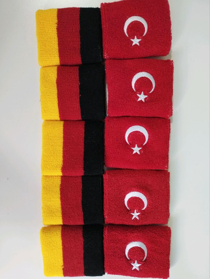 Schweißband Türkei und Deutschland in Berlin