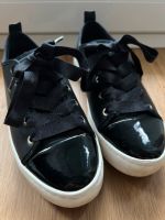 Sneaker Tommy Hilfiger Gr. 38 black/white, Schleifenband Hamburg-Nord - Hamburg Eppendorf Vorschau