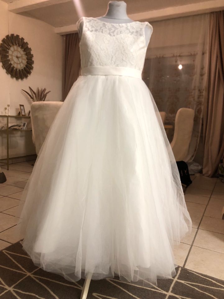 Mädchen Prinzessin Kleid Neu Gr 160 in Henstedt-Ulzburg