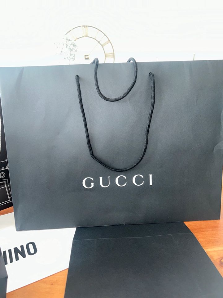 Gucci Balenciaga Louis Vuitton Alexander Mcqueen Box Schachtel in Ganderkesee