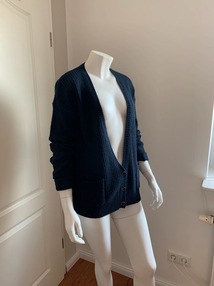 Cardigan Strickjacke Damen Gr. 36 Atmosphere dunkelblau in Flensburg