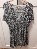 Sommerkleid New Yorker schwarz weiß 44 Kr. München - Haar Vorschau