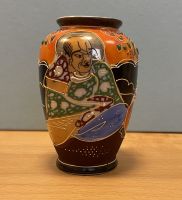 Asiatische Vase, handbemalt Beuel - Holzlar Vorschau