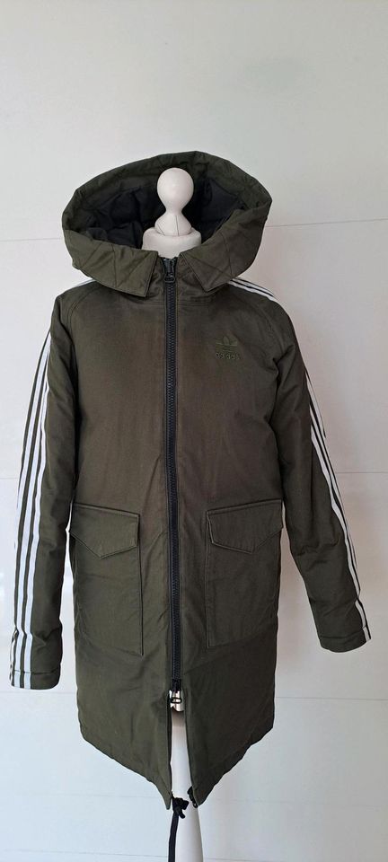 Daunen Parka von Adidas,  Größe 34 in Weingarten