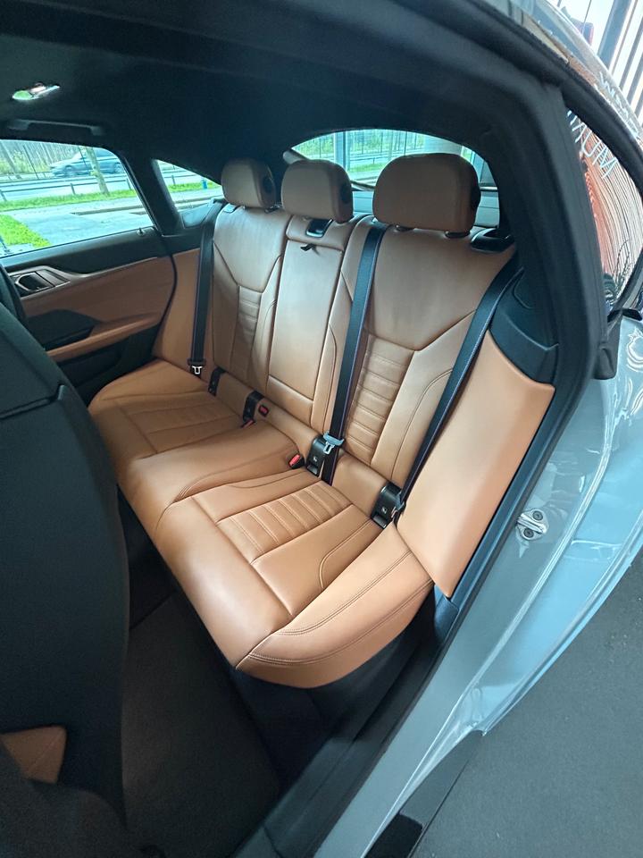 BMW i4 M50 xDrive Gran Coupé Vollausstattung Laser, AHK, HK in Grafrath