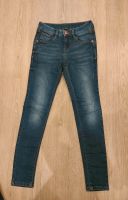 Neuw. PAGE Jeans skinny Hose destroyed strass blau 140 Hessen - Fulda Vorschau