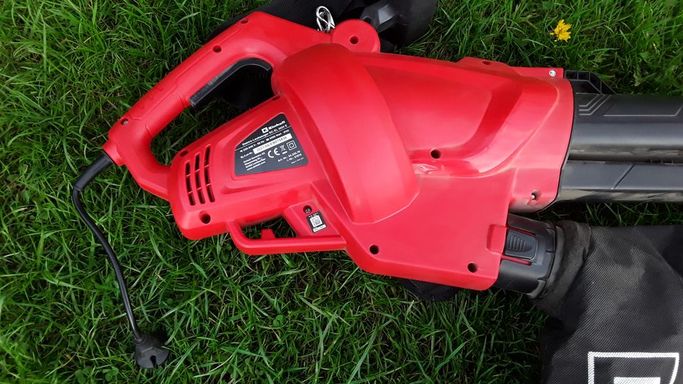 Einhell Elektro-Laubsauger GC-EL 3024 E, gebraucht in Niepars