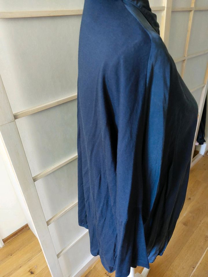 Jette Joop Da-Blusenshirt Gr.44 blau nur 1x getragen in Brilon