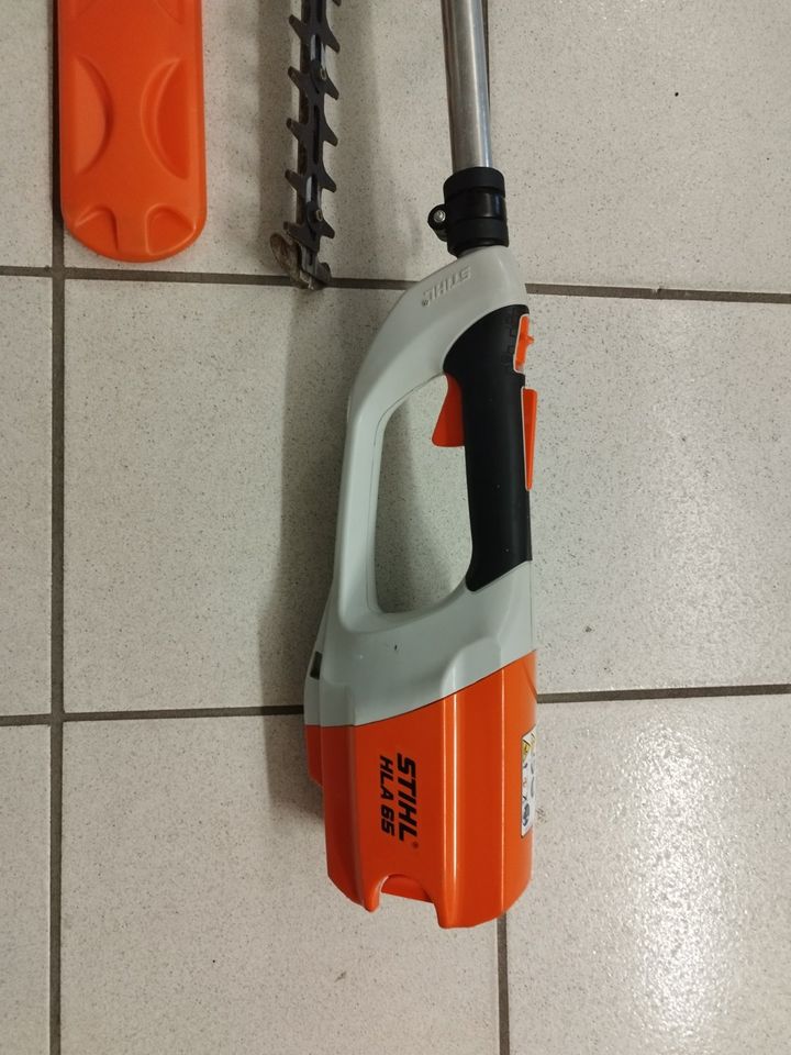 Stihl HLA65 Profi Akku Heckenschere Teleskop Vermietung Mieten in Bottrop