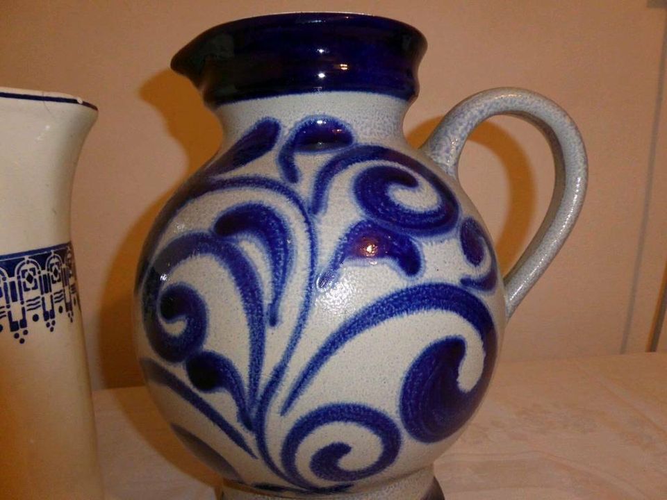 Wasserkrug/Blumenvase in Marburg