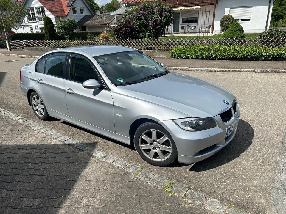 BMW 320i E90 in Kammeltal