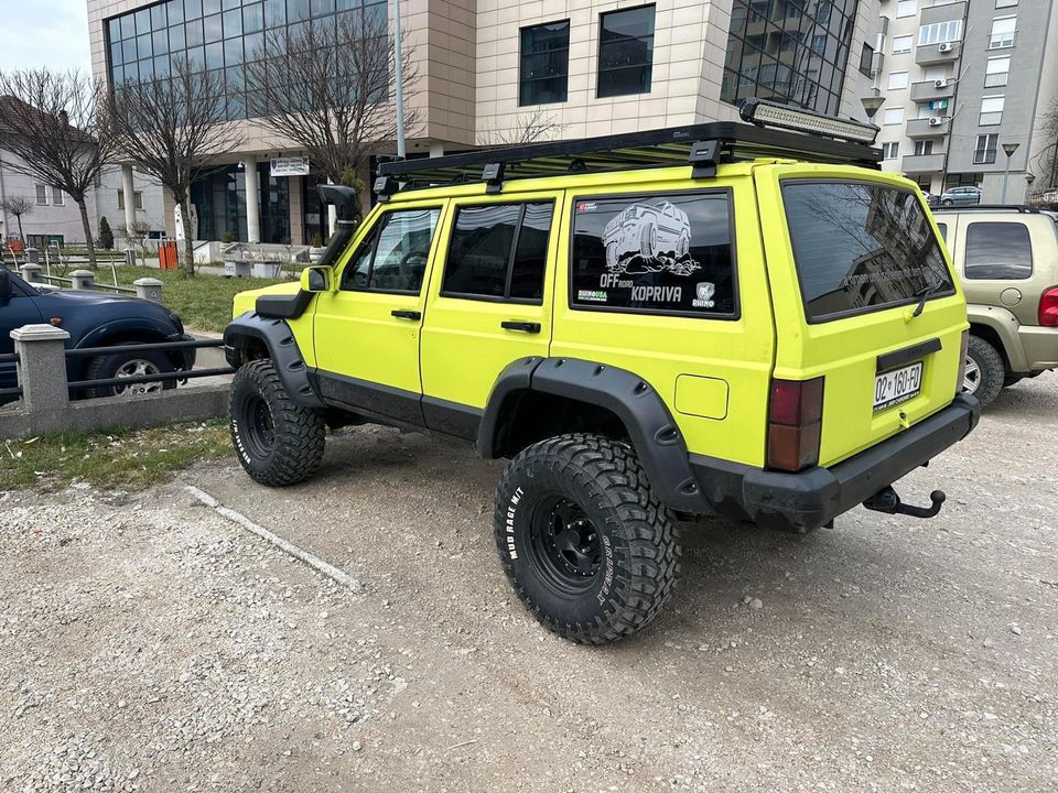 Jeep Cherokee 4.0 Offroad Rough Country 1990 Tausch Möglich in Stuttgart