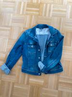 Jeansjacke von Diesel München - Allach-Untermenzing Vorschau