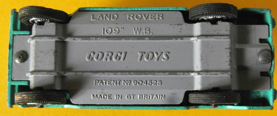 Corgi Toys 438 - Land Rover 109 W.B. Pick-up - Wameru in Schweich