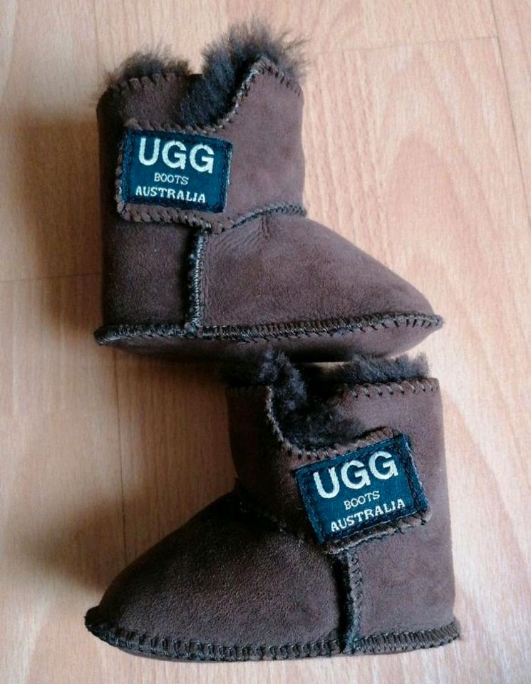 Original Baby UGG Boots Australia braun ERIN Gr. 01 15/16 Krabbel in Dortmund