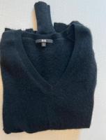 Uniqlo Cashmere Kaschmir Pullover schwarz V-Neck M 38 Berlin - Köpenick Vorschau