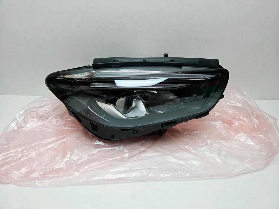 Mercedes B-Klasse W247 Scheinwerfer LED Headlight  A2749061405 in Obertshausen