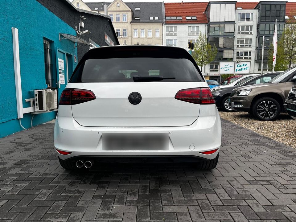 VW Golf GTD*DSG*Standhzg*Sitzhzg*AHK*Pano*Alcantara*S&S*ACC in Leipzig