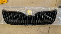 Skoda Superb 3T0 Kühlergrill neu original Hessen - Ebersburg Vorschau