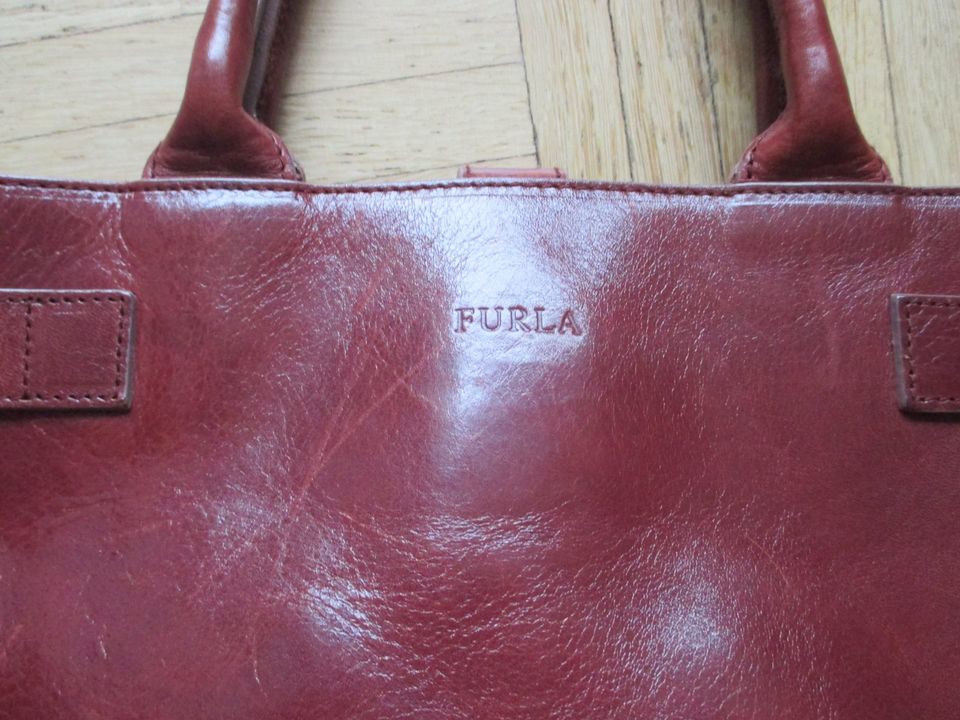 Furla Handtasche  Leder Braunrot 50 € in Bad Dürkheim