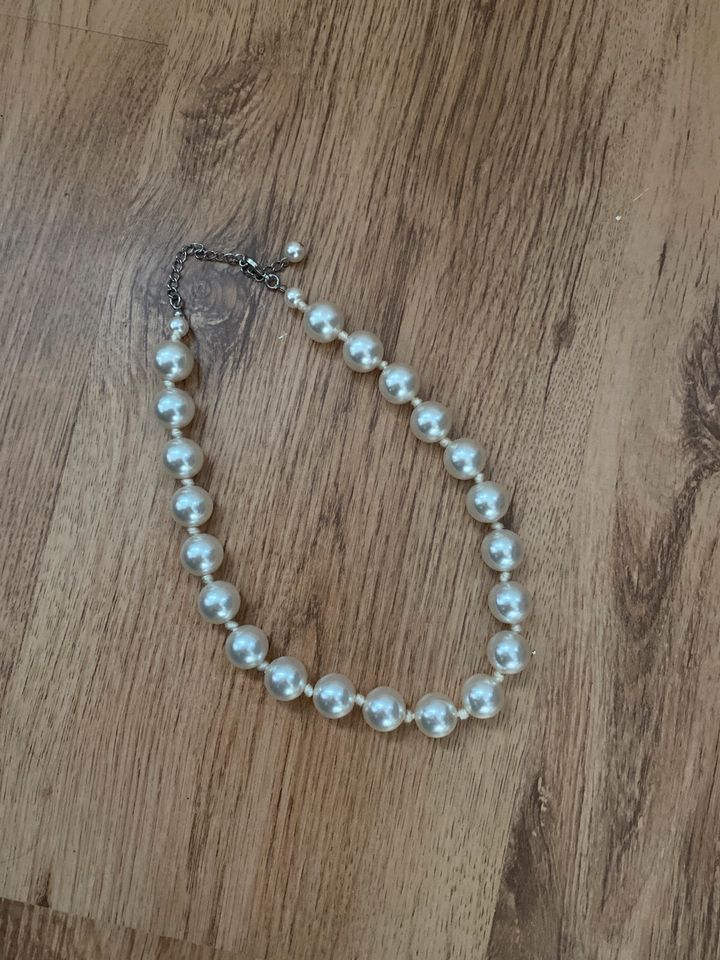 Perlenkette Bijou Brigitte in Schwerin - Schelfstadt | eBay Kleinanzeigen  ist jetzt Kleinanzeigen