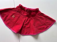 roter Skort, Tellerrock+Hose "Hurmaava" von Finkid Größe 100/110 Hessen - Kassel Vorschau