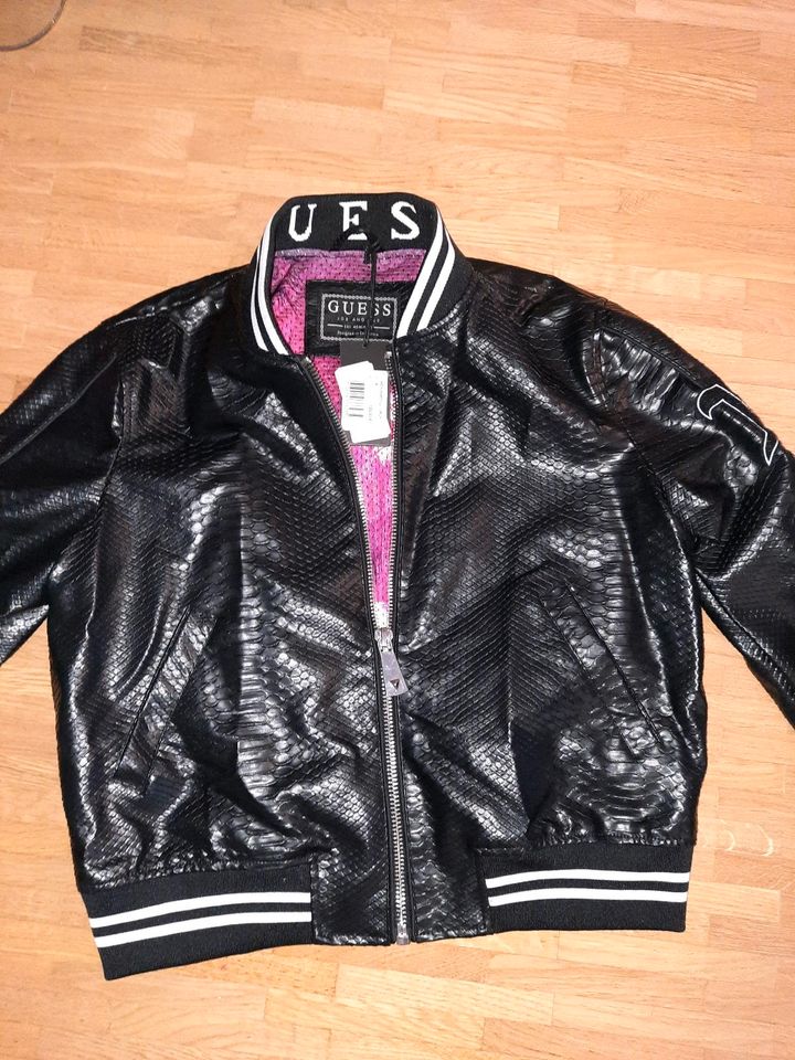 Jacke Guess neu in München