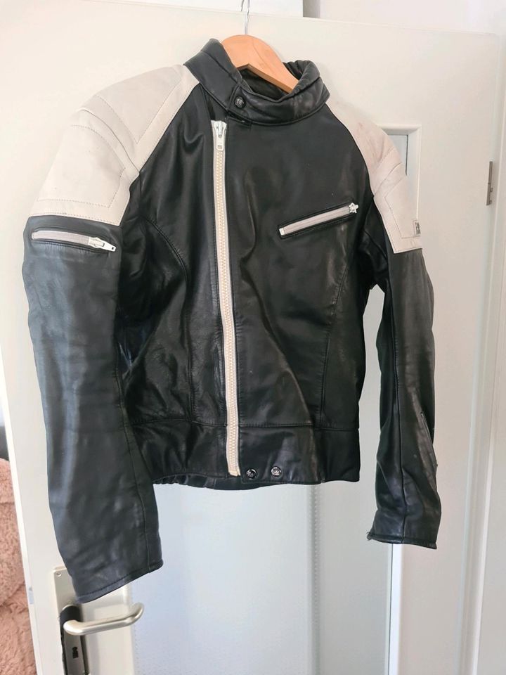 IXS Motorradjacke Leder in Oberhausen