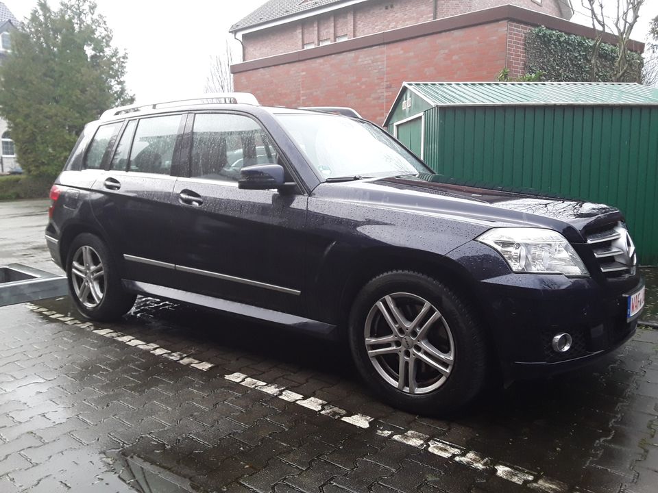 GLK 320 SUV Mercedes Benz in Oelde