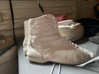 Gardeschuhe Tanzschuhe 40 Hessen - Feldatal Vorschau