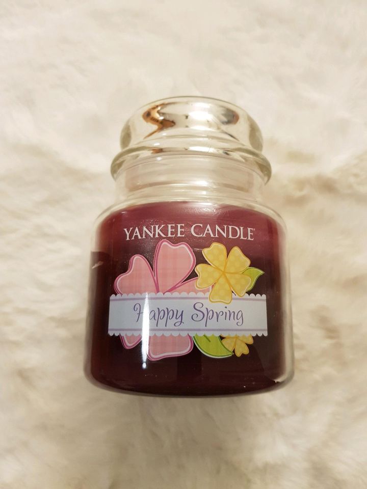 Yankee Candle Kerze 411 g Happy Spring in Neuwied