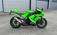 Kawasaki Ninja ZX10R / Unfallfrei / Super Optik Bayern - Krumbach Schwaben Vorschau