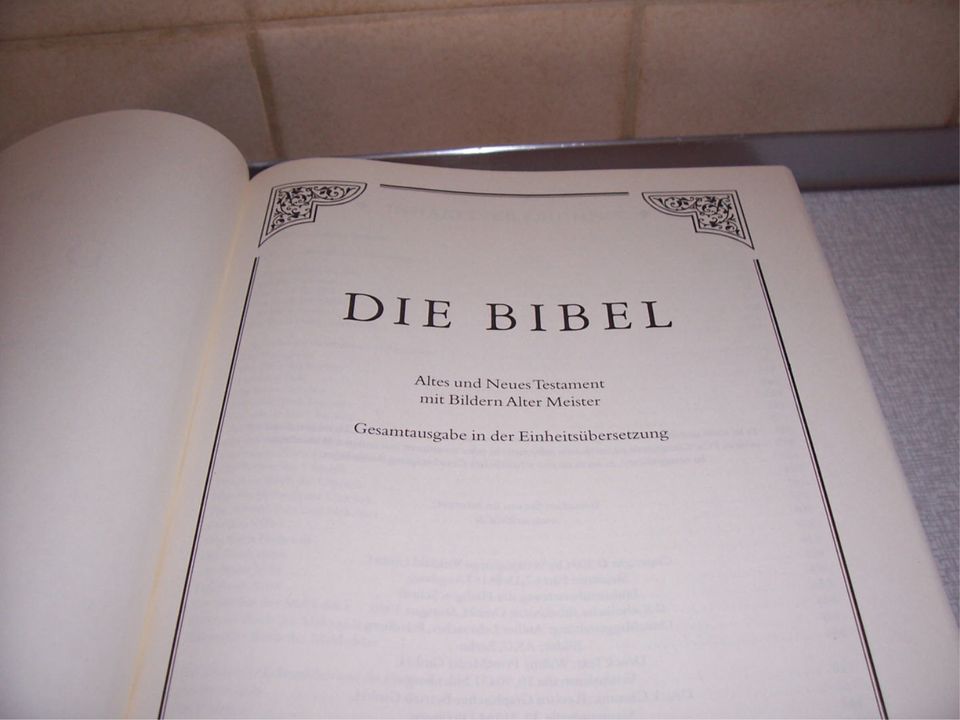 Die Bibel Altes und Neues Testament * Neuwertig in Adendorf
