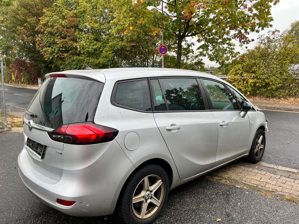 Opel Zafira Tourer 1.6 CDTI ecoFLEX drive NAVI BI-XEN in Rodenbach