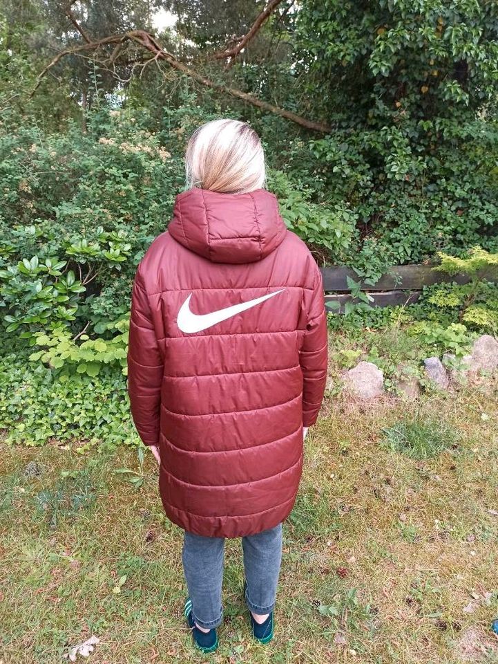 NIKE · PARKA für DAMEN XL Curve in Zühlsdorf